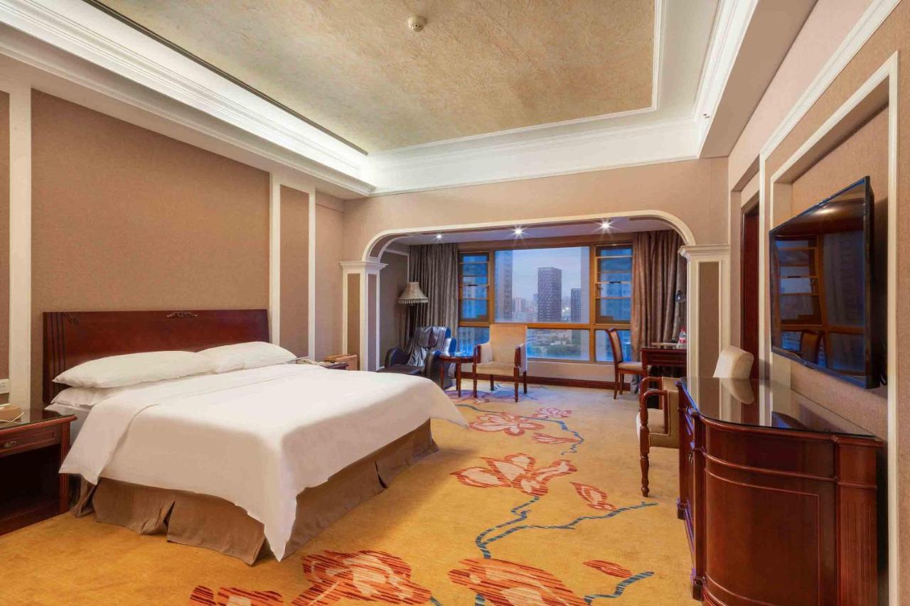 Vienna Hotel Shenzhen Songgang Liye Road Exterior foto